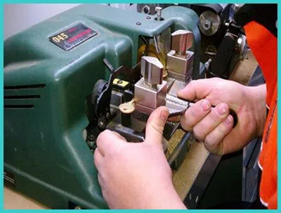 Advanced Locksmith Service Florence, KY 859-466-1173 - 18-key-making